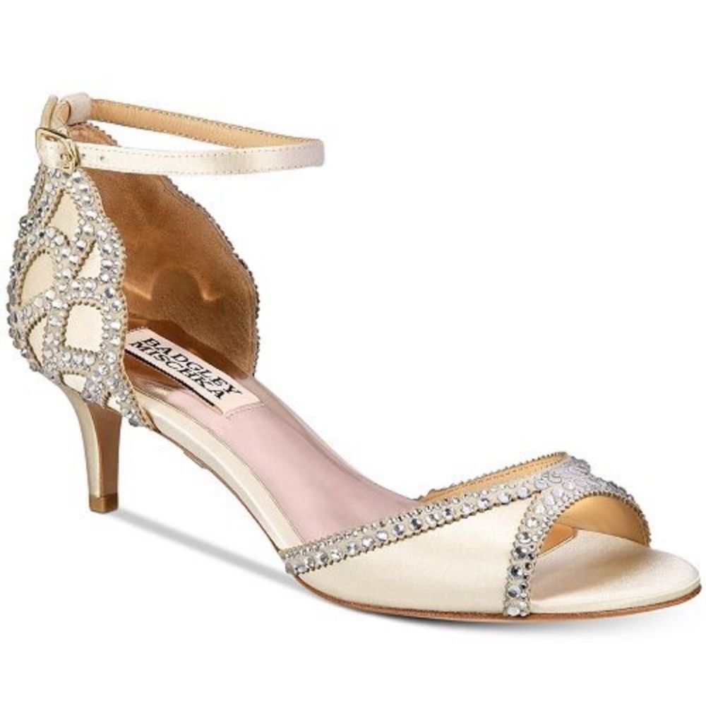 Badgley Mischka
Gillian Peep-Toe d'Orsay Pumps 9.5